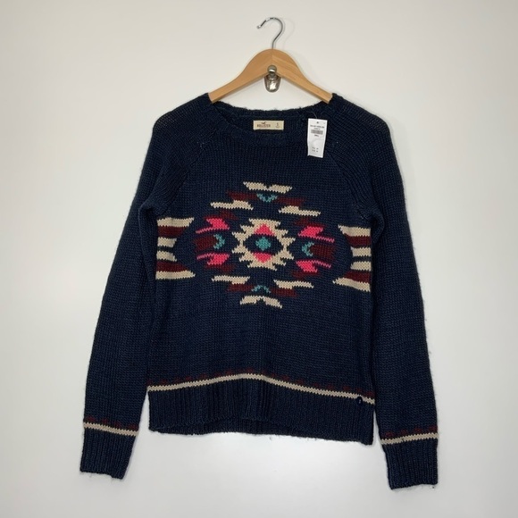 HOLLISTER aztec print sweater. (NWT) - Picture 2 of 5